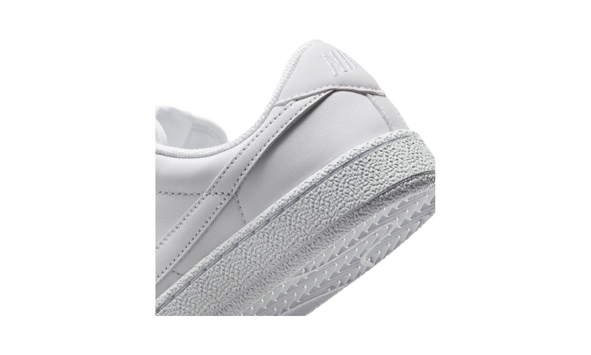 Nike Tennis Classic Triple White