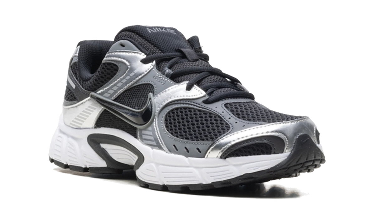 Nike V5 RNR Black Anthracite Smoke Grey
