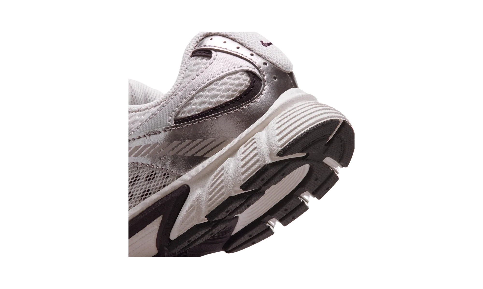 Nike V5 RNR Phantom Burgundy Ash