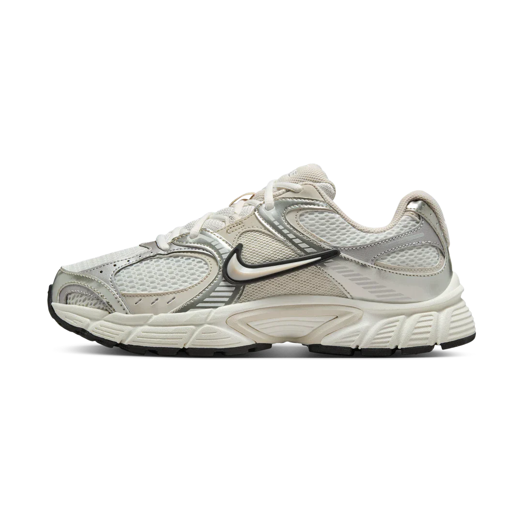 Nike V5 RNR Sail Light Orewood Brown, Summit White/Sail/Black/Light Orewood Brown (HQ7901-104)