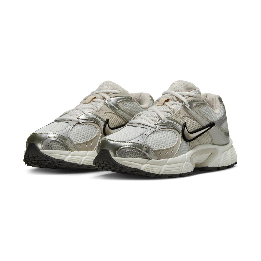 Nike V5 RNR Sail Light Orewood Brown, Summit White/Sail/Black/Light Orewood Brown (HQ7901-104)