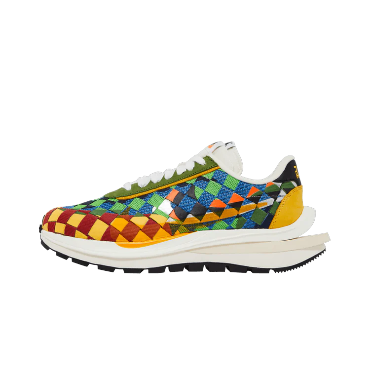Nike VaporWaffle Woven sacai Jean Paul Gaultier Green Gusto, Gusto/Safety Orange-Sail (DR5209-300)