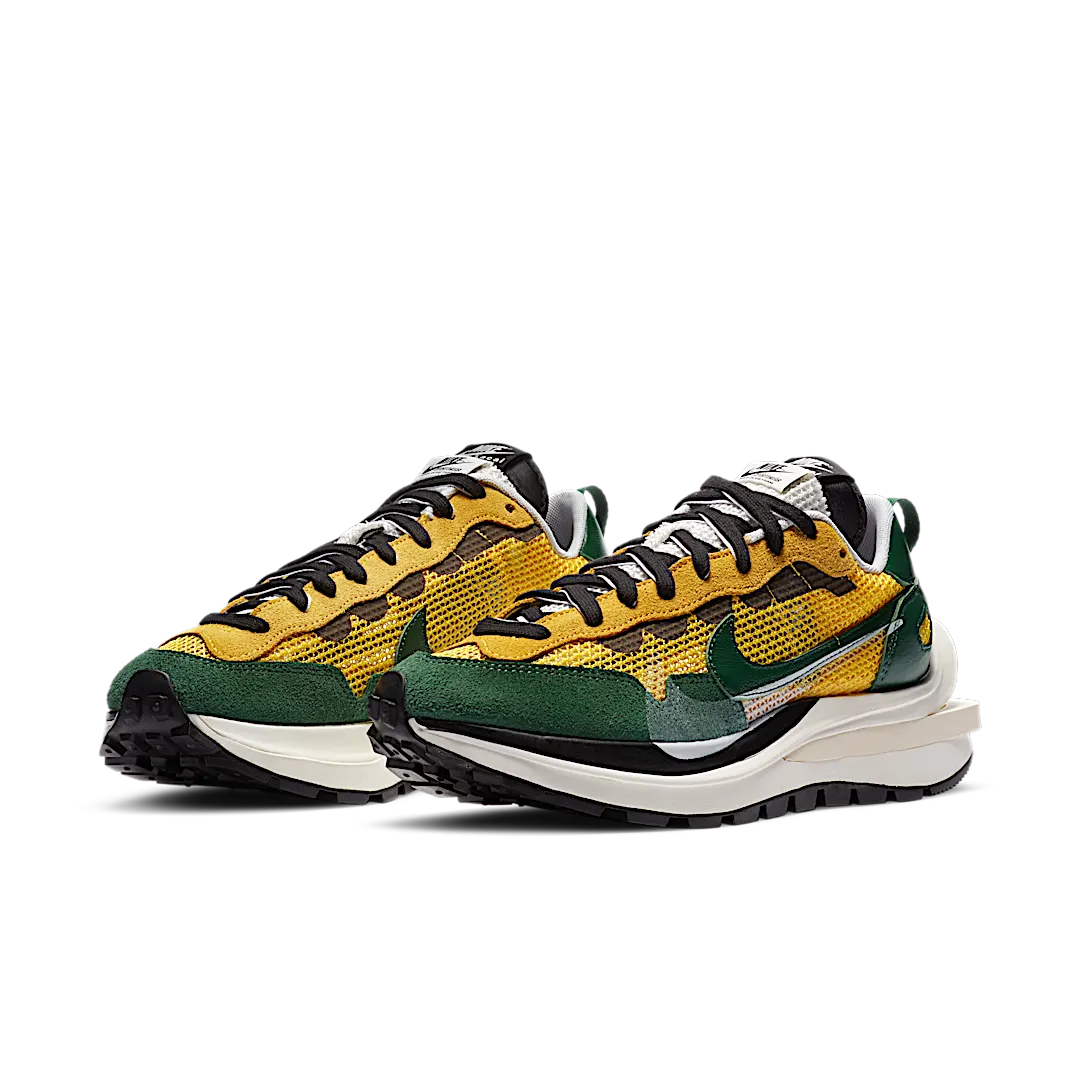 Nike Vaporwaffle sacai Tour Yellow Stadium Green, Tour Yellow/Stadium Green-Sail (CV1363-700)