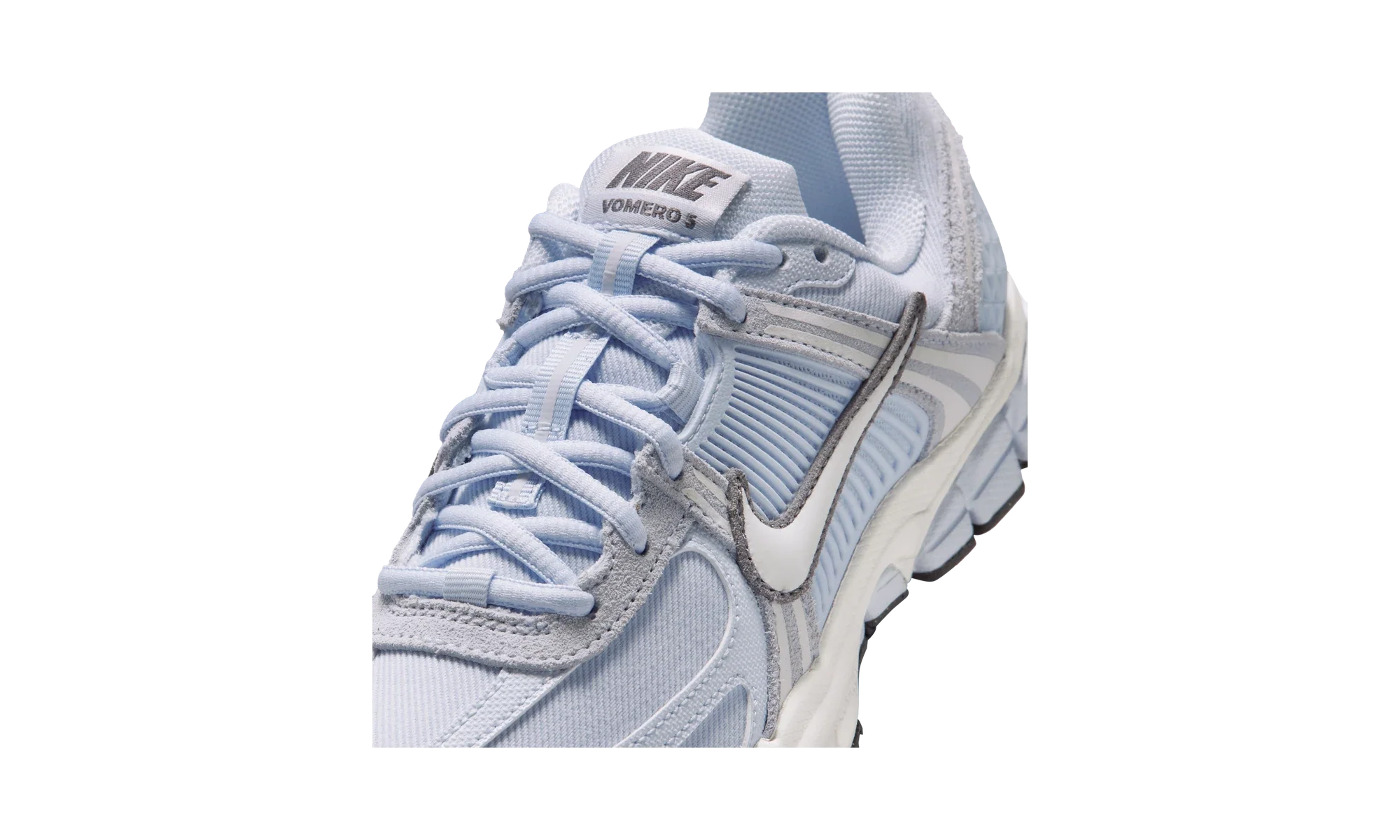 Nike Vomero 5 Football Grey Pencil Point