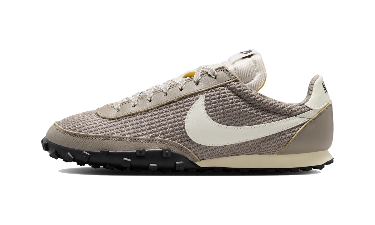 Nike Waffle Racer SE Moon Fossil Sail
