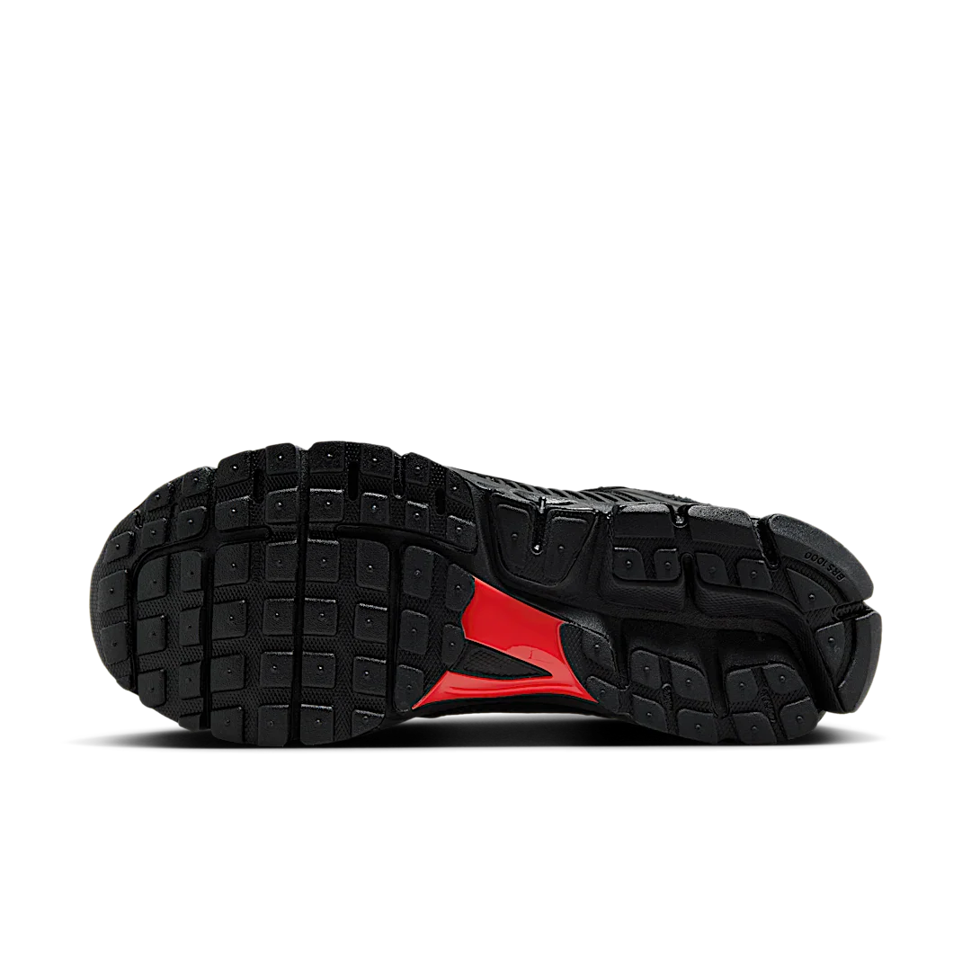 Nike Zoom Vomero 5 Black Metallic University Red, Black/Black/Metallic Silver/University Red/Anthracite (HV2527-002)