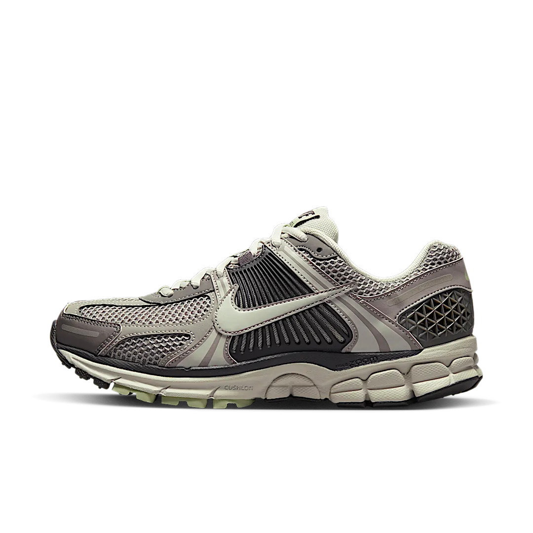 Nike Zoom Vomero 5 Cobblestone Flat Pewter, Cobblestone/Flat Pewter-Light Bone (FB8825-001)