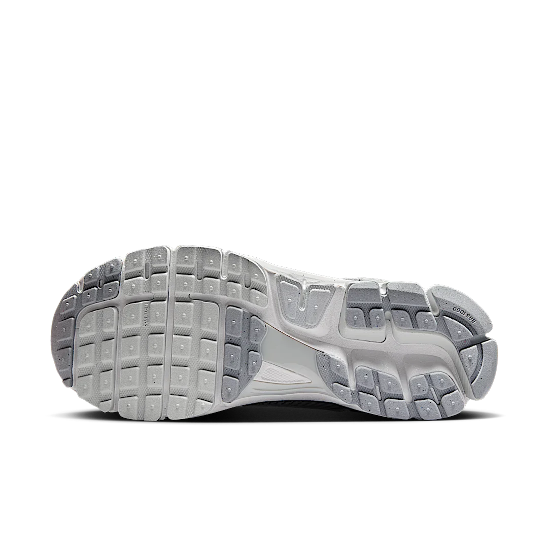 Nike Zoom Vomero 5 Pure Platinum Platinum Tint Wolf Grey Summit White, Pure Platinum/Platinum Tint/Wolf Grey/Summit White (HQ0458-001)