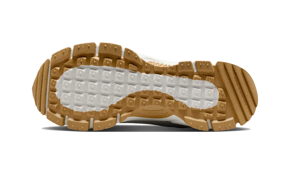 Nike Zoom Vomero 5 Roam Sail Light Stone Gum
