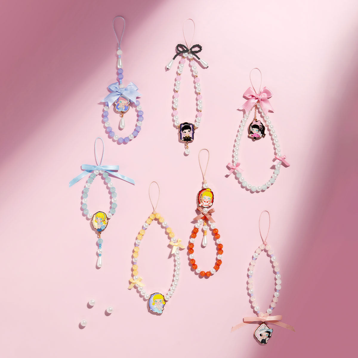Pop Mart Molly Daily Look Series Phone Charm Blind Box