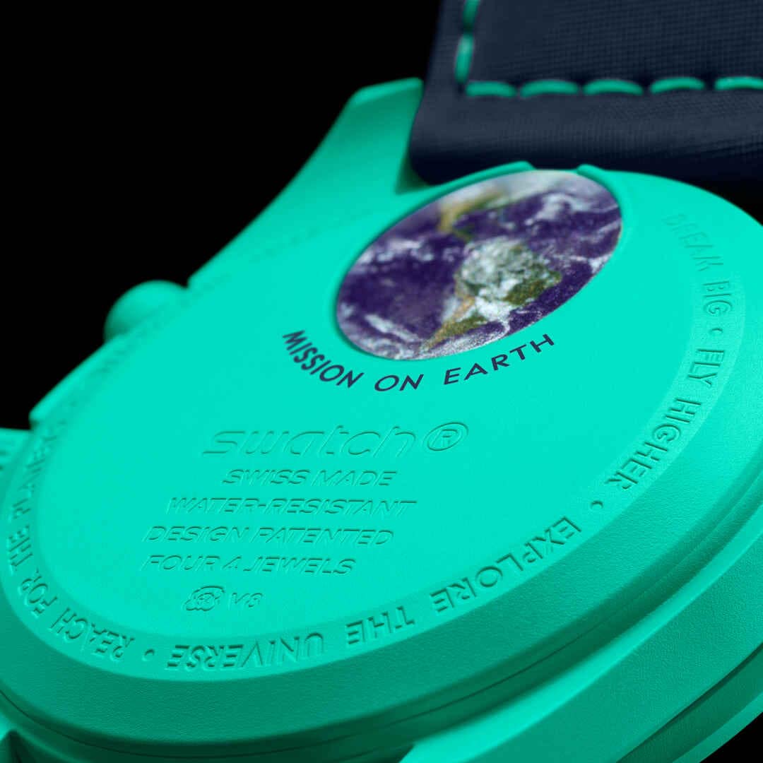 Swatch x Omega Bioceramic Moonswatch Mission On Earth Polar Lights SO33L103