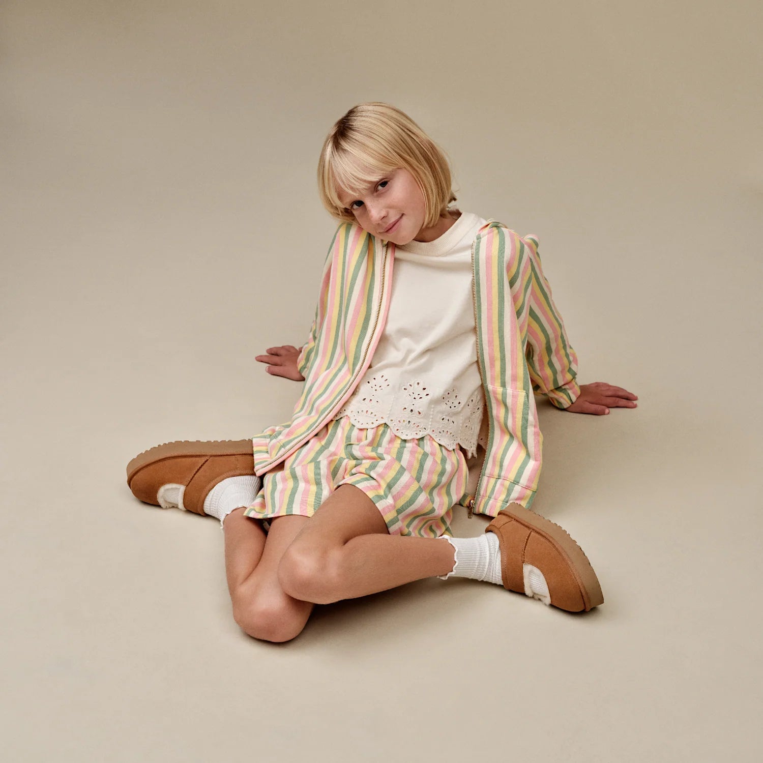 UGG Bea Mary Jane Chestnut (Kids), Chestnut (1166552K-CHE)