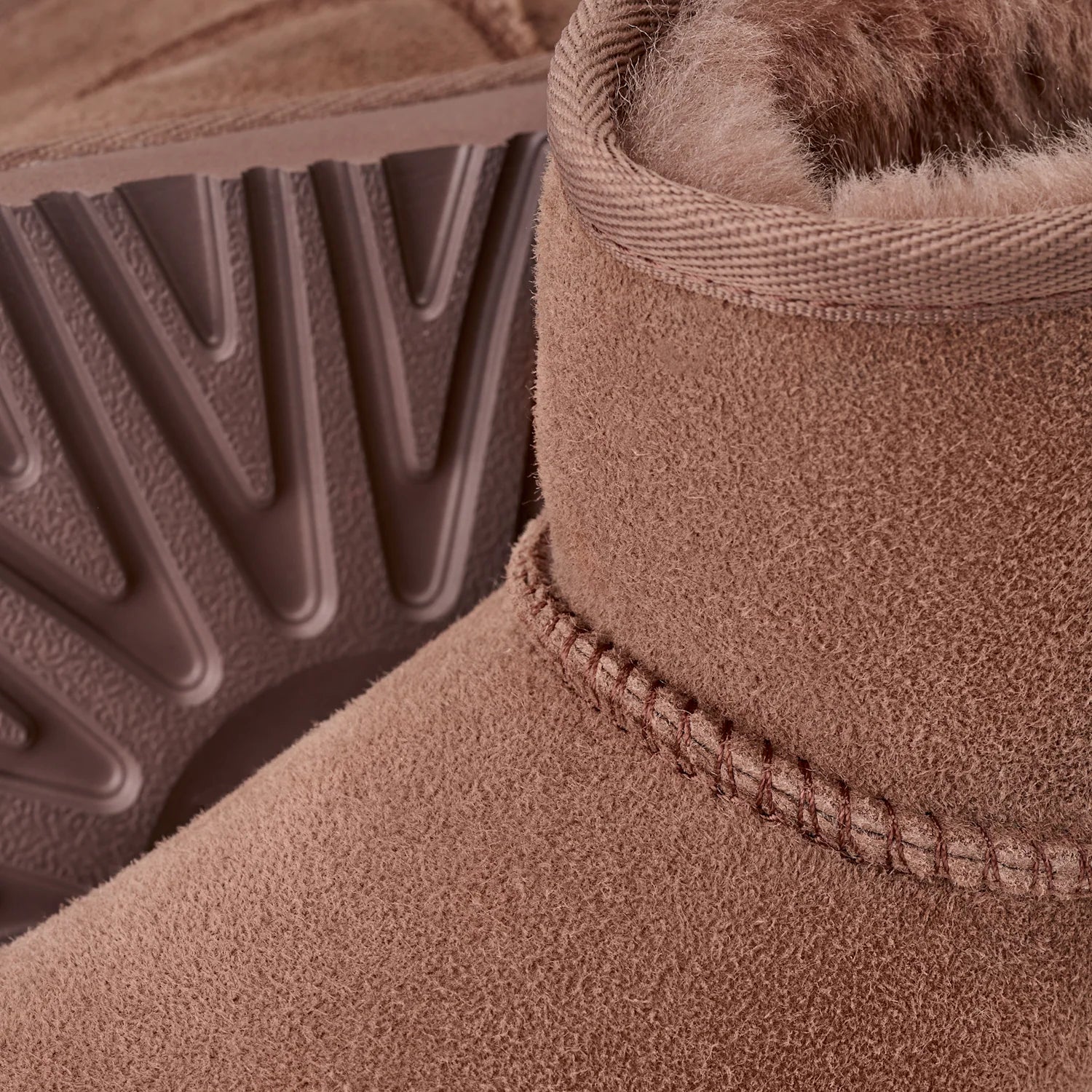 UGG Classic II Mini Boot Rocky Oak (Kids), Rocky Oak (1017715K-RYK)