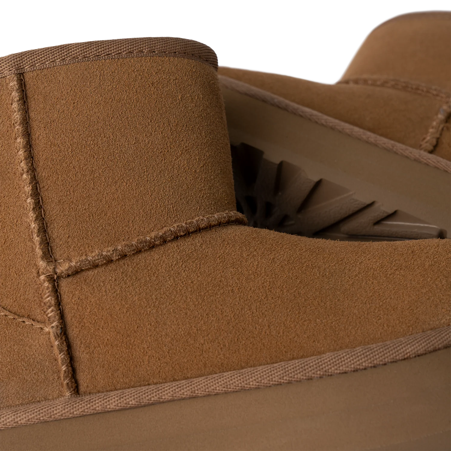 UGG Classic Mini Platform Boot Chestnut (Kids), Chestnut (1143700K-CHE)