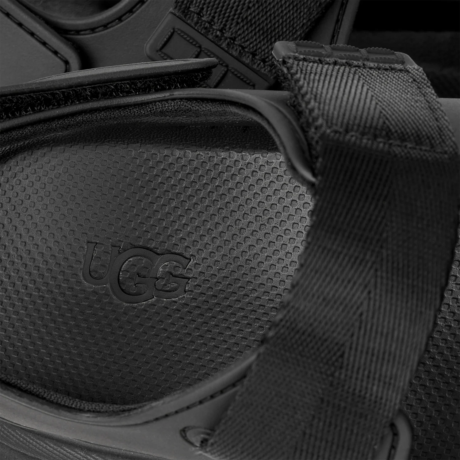 UGG GoldenGlow Black, Black (1152685-BLK)