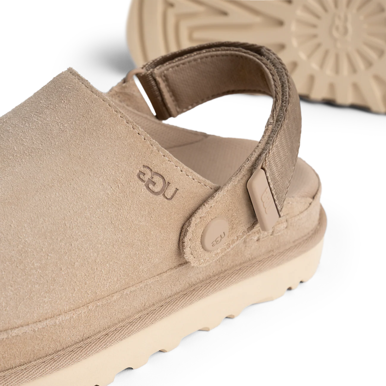 UGG Goldenstar Clog Sand, Sand (1138252-SAN)