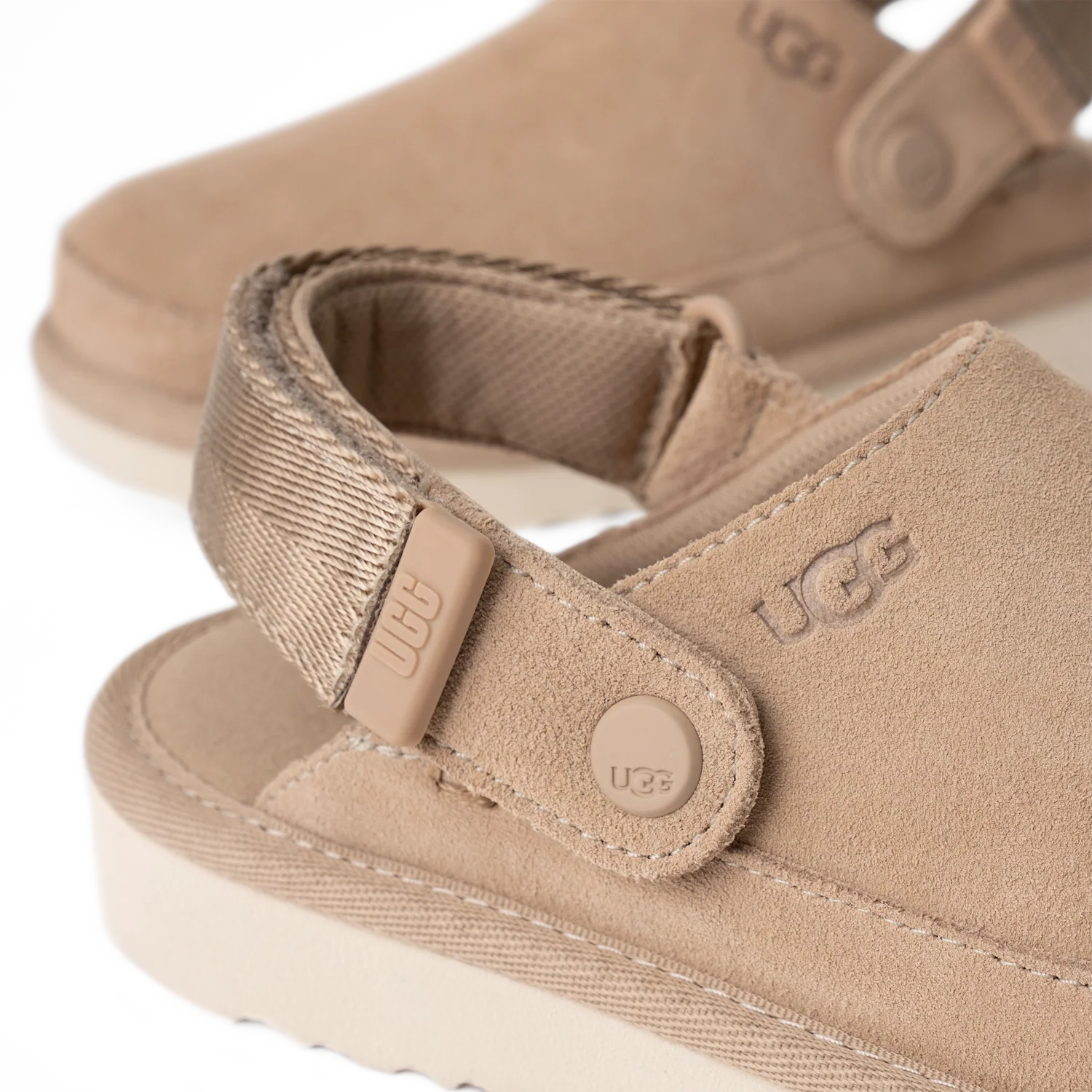 UGG Goldenstar Clog Sand (Kids), Sand (1159770K-SAN)