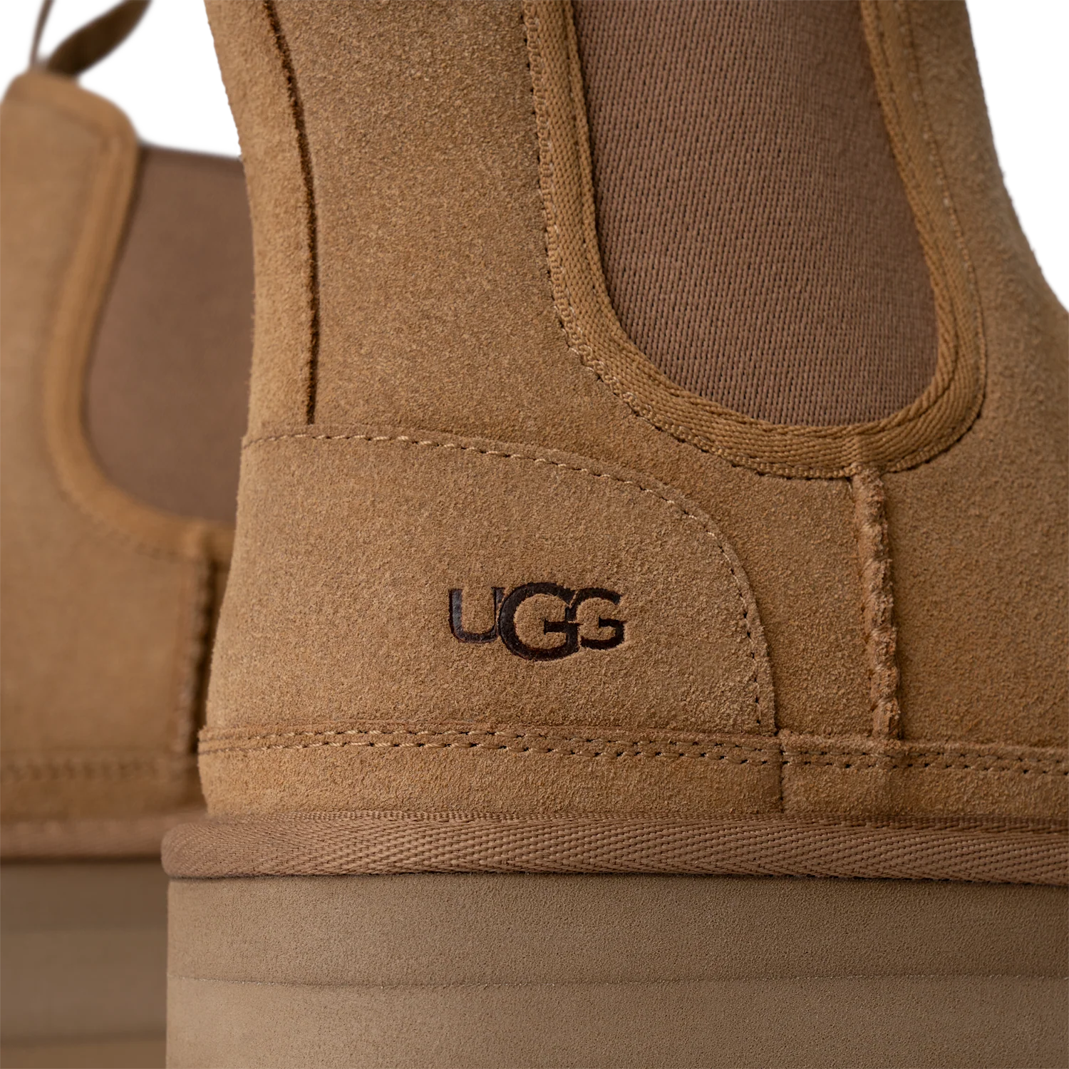 UGG Neumel Platform Chelsea Boot Chestnut, Chestnut (1134526-CHE)