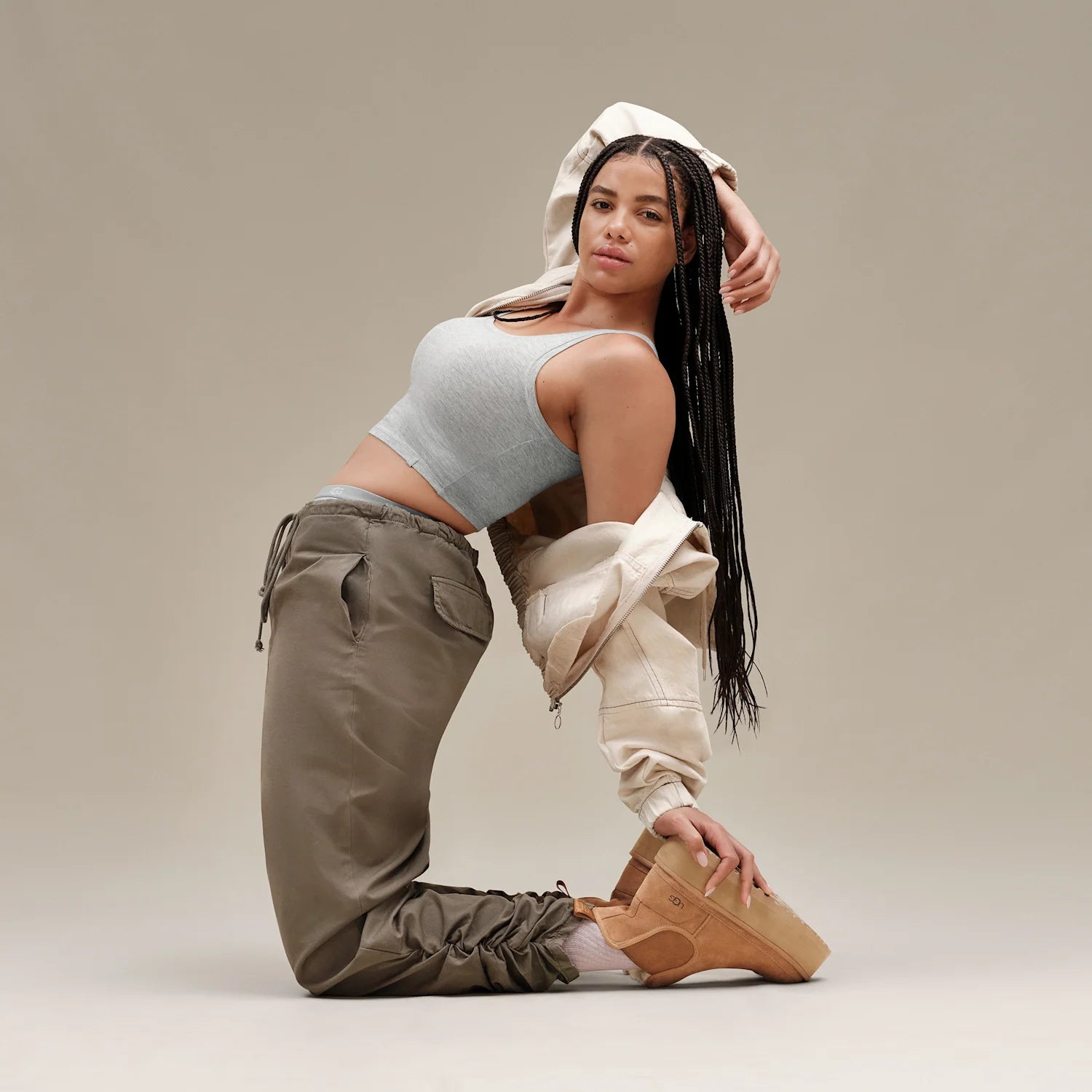 UGG Neumel Platform Chelsea Boot Chestnut, Chestnut (1134526-CHE)