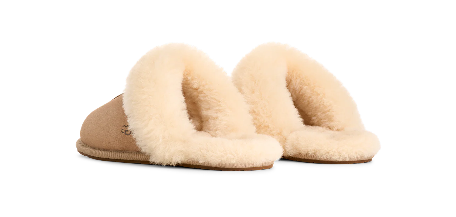 UGG Scuffette II Slipper Sand, Sand (1106872-SAN)