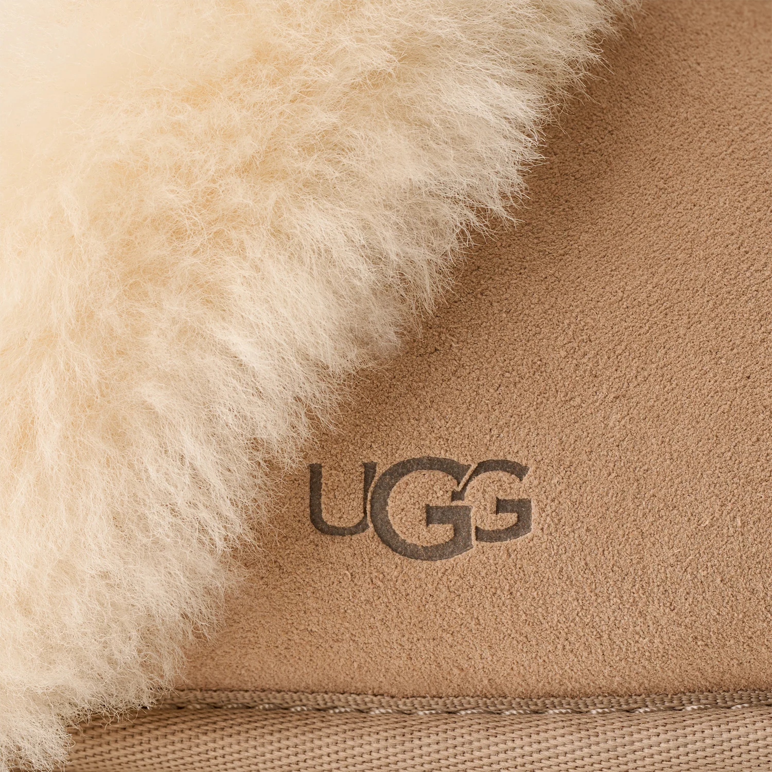 UGG Scuffette II Slipper Sand, Sand (1106872-SAN)