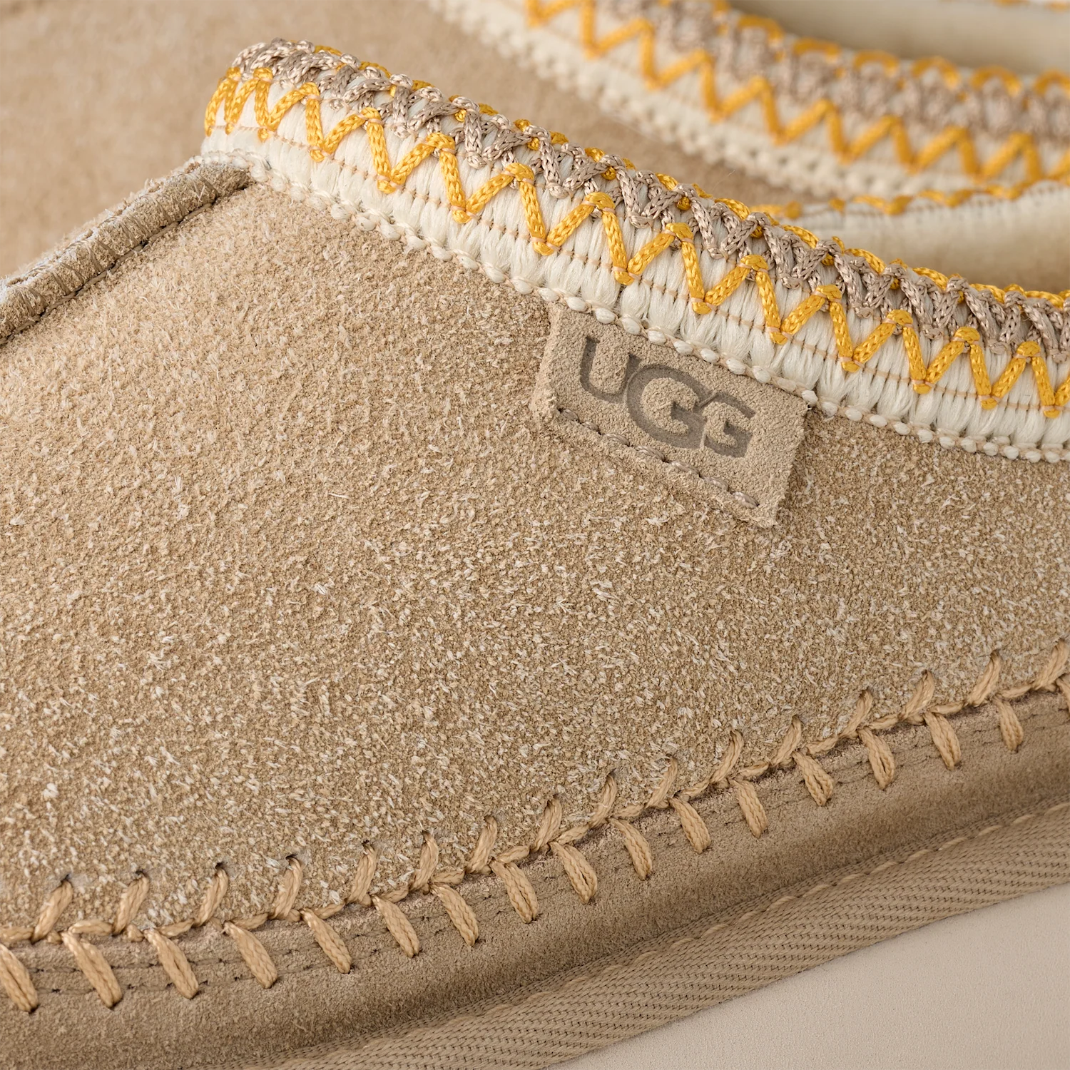 UGG Tasman Biarritz Slipper Mustard Seed, Mustard Seed (1171444-MDSD)