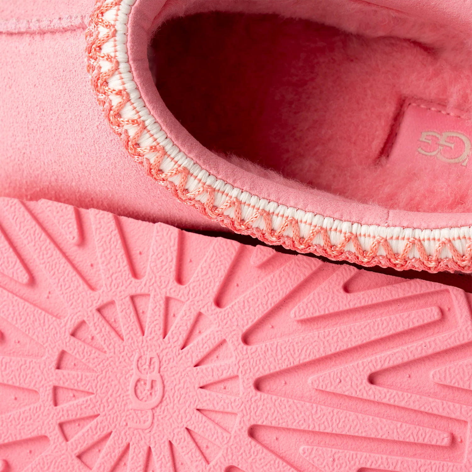 UGG Tazz Love '25 Slipper Tropical Pink (Kids), Tropical Pink (1172391K-TPCL)