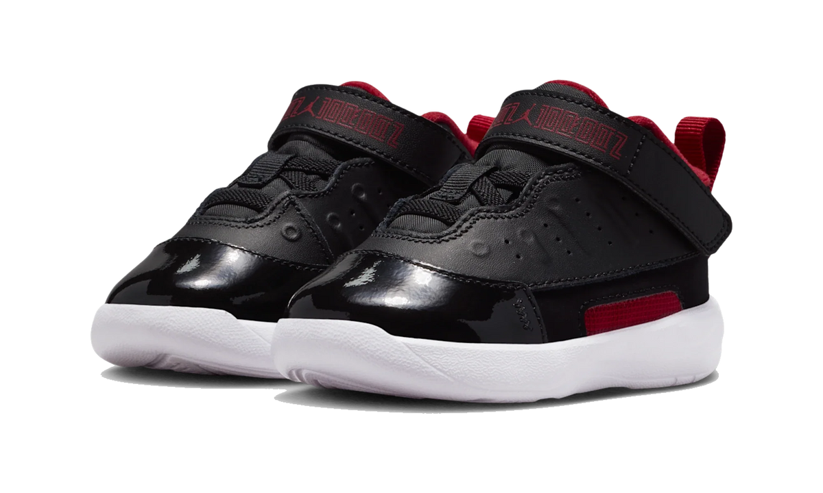 Air Jordan Max Aura 7 Black/White/Varsity Red