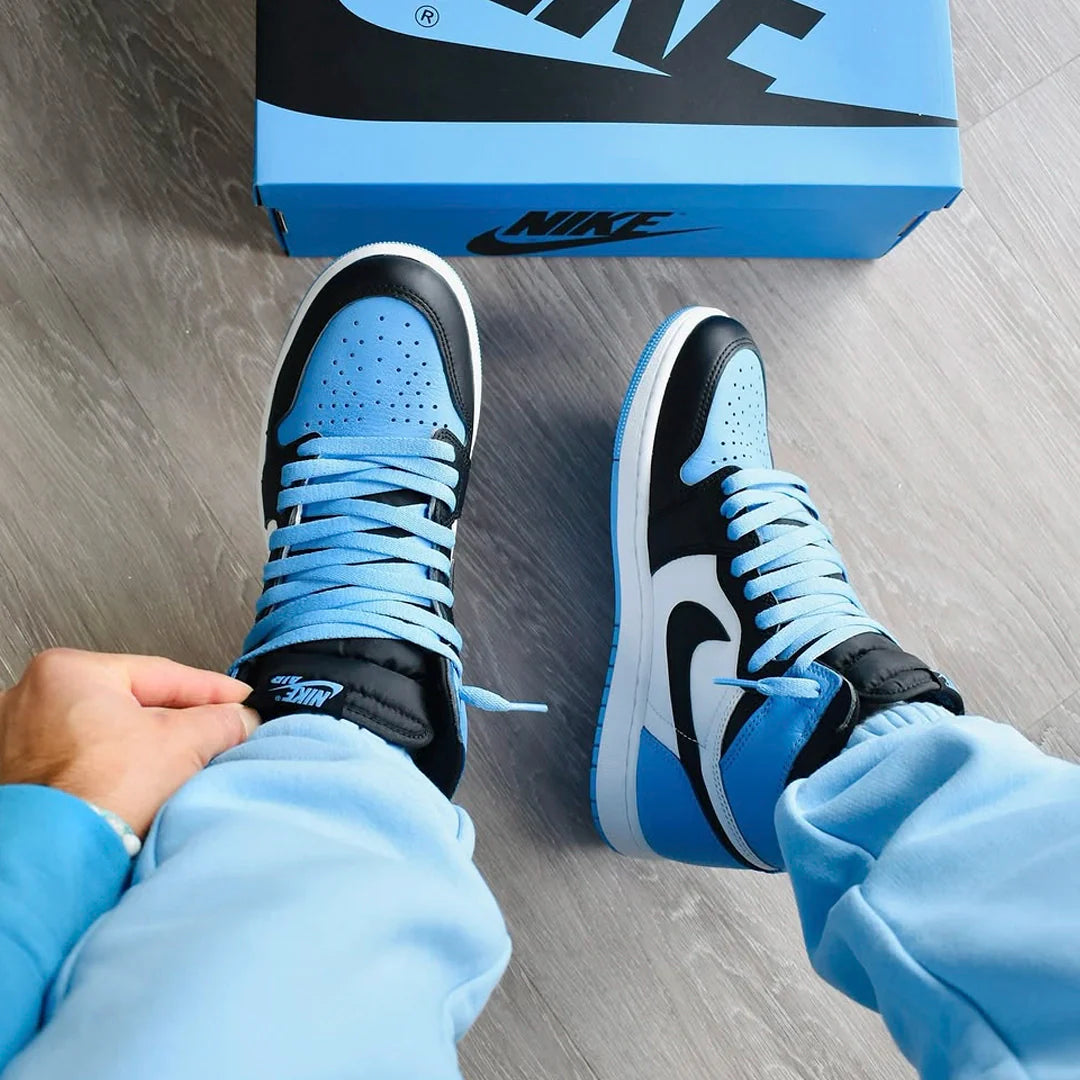 Air Jordan 1 Retro High OG UNC Toe