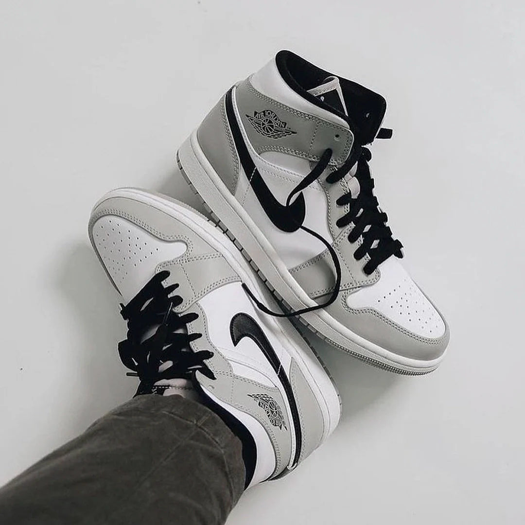 Air Jordan 1 Mid Light Smoke Grey