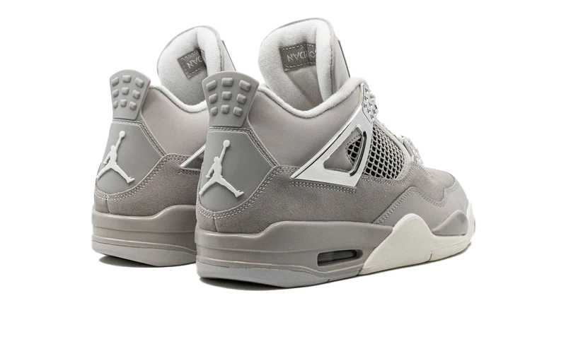 Air Jordan 4 Retro Frozen Moments, Light Iron Ore/Sail-Neutral Grey-Black-Metallic Silver (AQ9129-001)